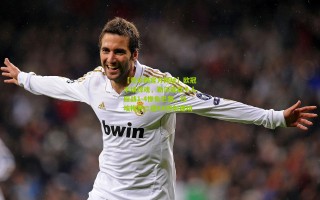 【竞彩网官方网址】欧冠半场惊魂，勒沃库森十人应战1-4惨负巴黎，杜埃梅开二度KK传射建功